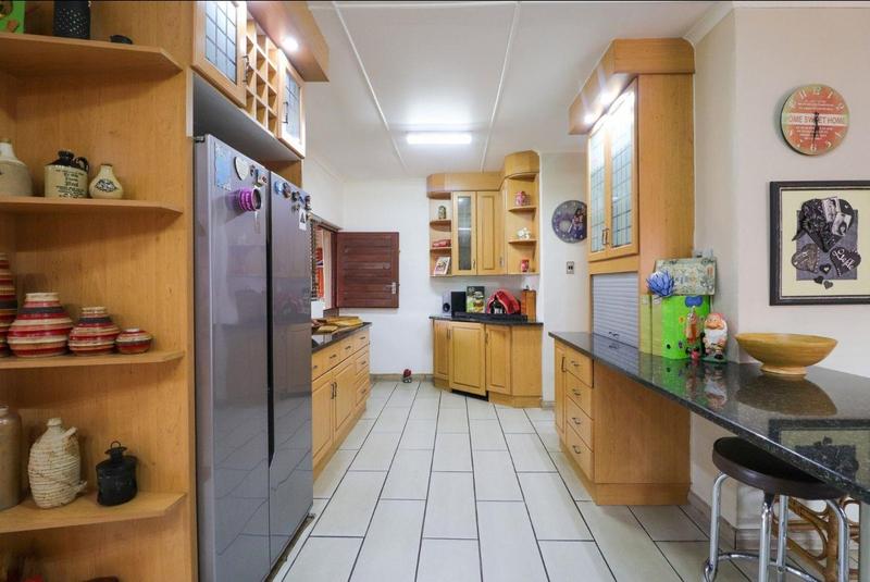 4 Bedroom Property for Sale in Heiderand Western Cape
